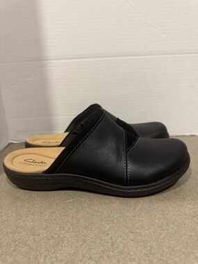 Clarks Collection Laurieann Kyla Black Leather Slip-On Mules